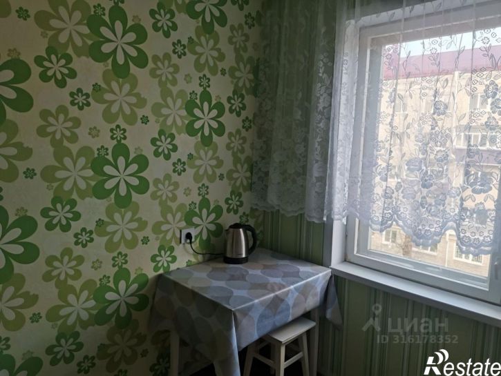 2-комн квартира Краснодонская улица, 10,  д. 10