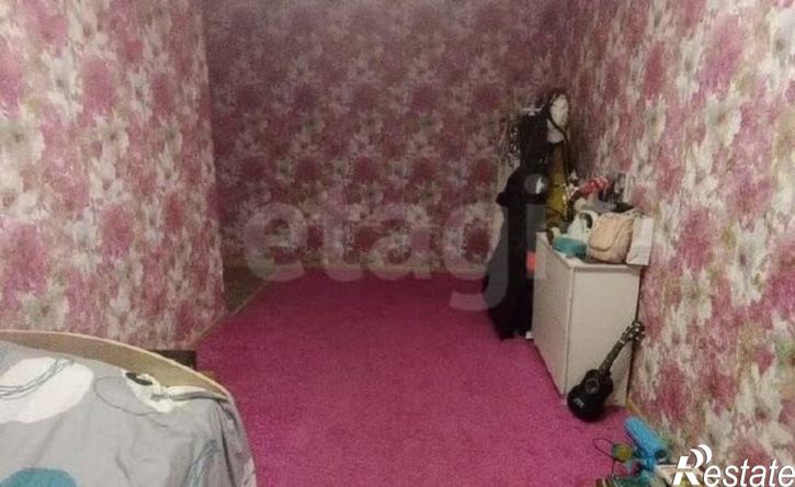 4-комн квартира улица Карбышева, 44А,  д. 44А