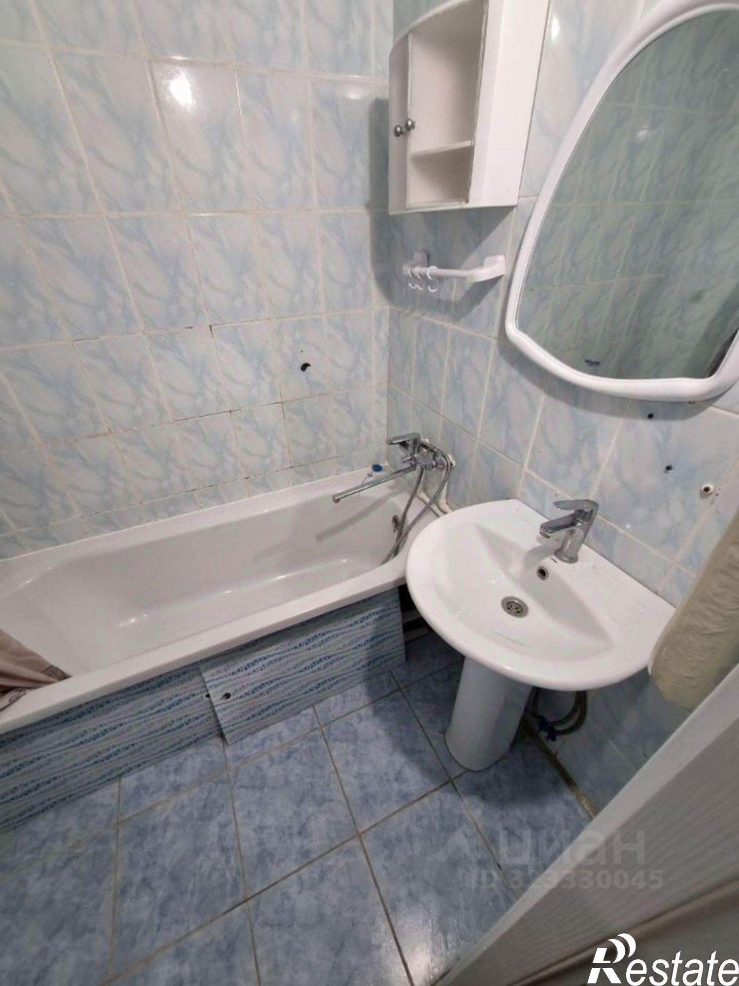 Сдать квартиру за 35 000 рублей на улица Бурова-Петрова, 1