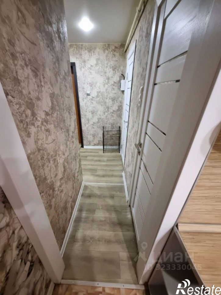 2-комн квартира улица Бурова-Петрова, 1,  д. 1