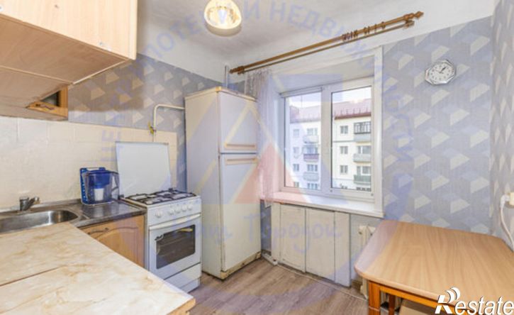 2-комн квартира улица Красина, 39,  д. 39