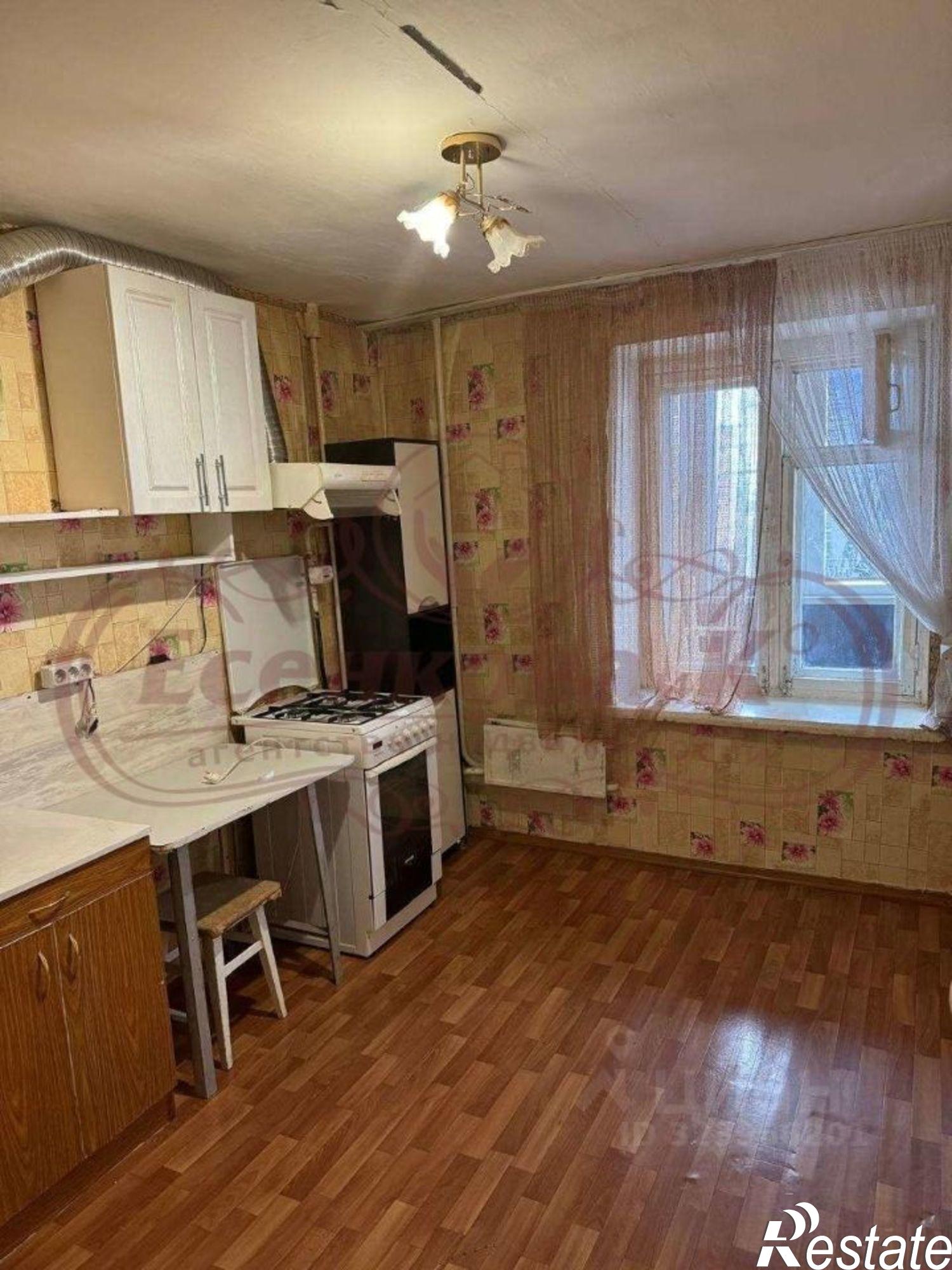 Сдать квартиру за 18 000 рублей на ул Бурова-Петрова, 12