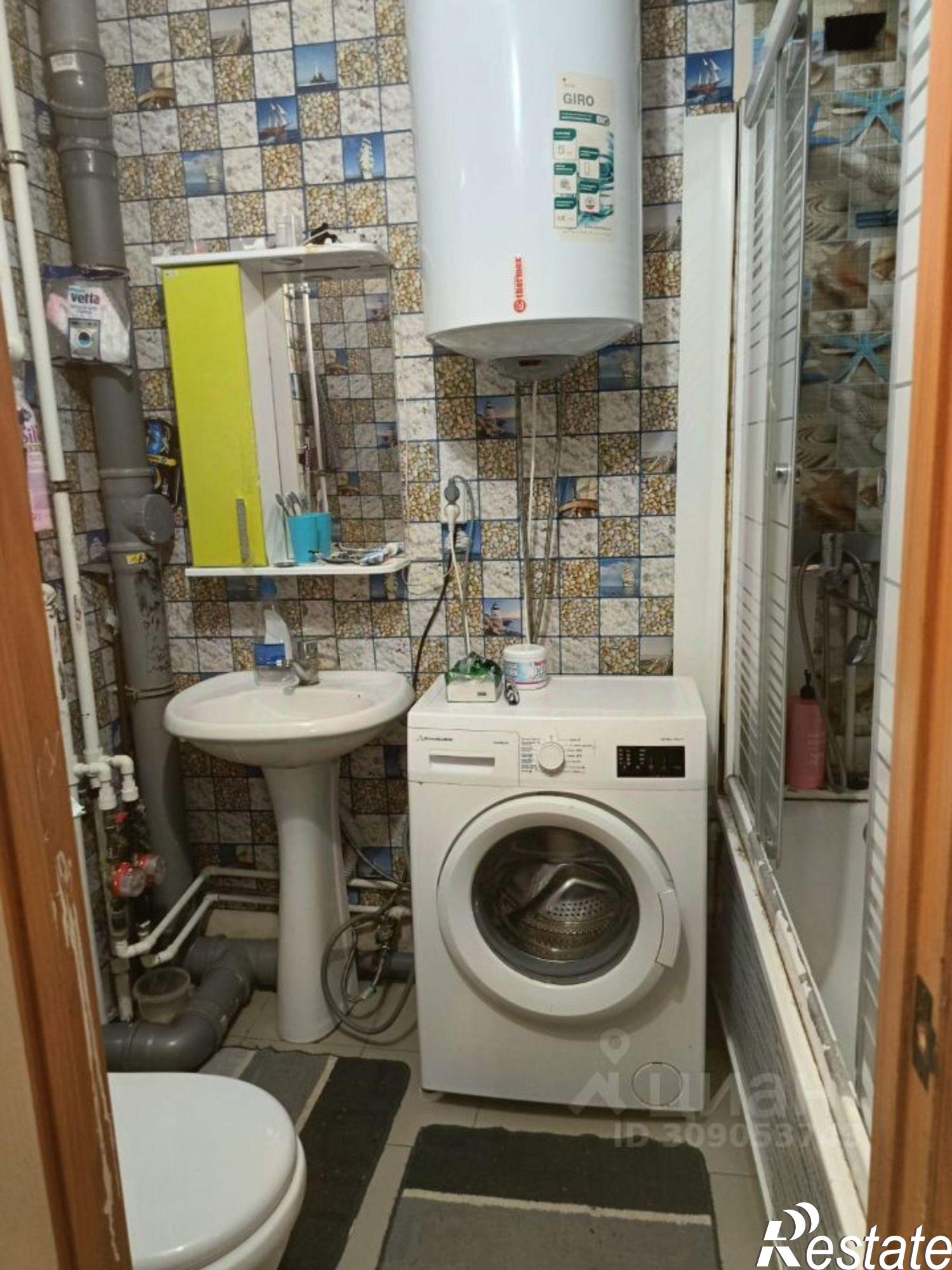 Сдать квартиру за 12 000 рублей на 11-й микрорайон, 9