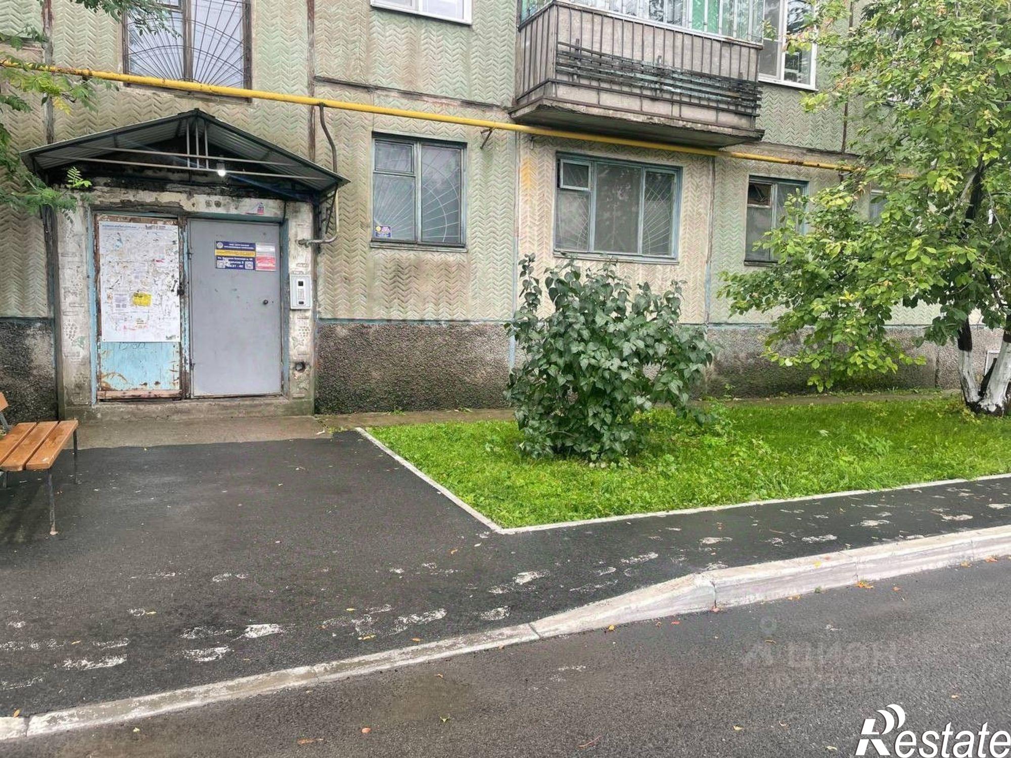 Купить квартиру за 2 400 000 рублей на ул Василия Блюхера, 26