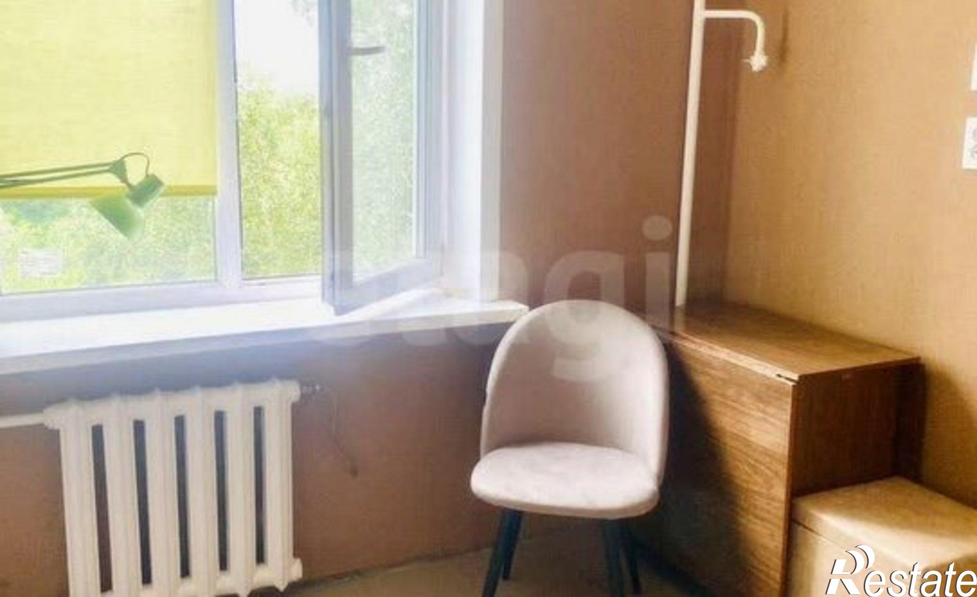 Купить квартиру за 2 950 000 рублей на проспект Конституции, 36А