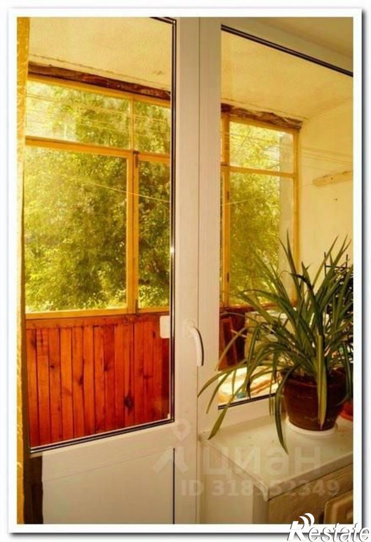 3-комн квартира жилой район Заозёрный, 3-й микрорайон, 23