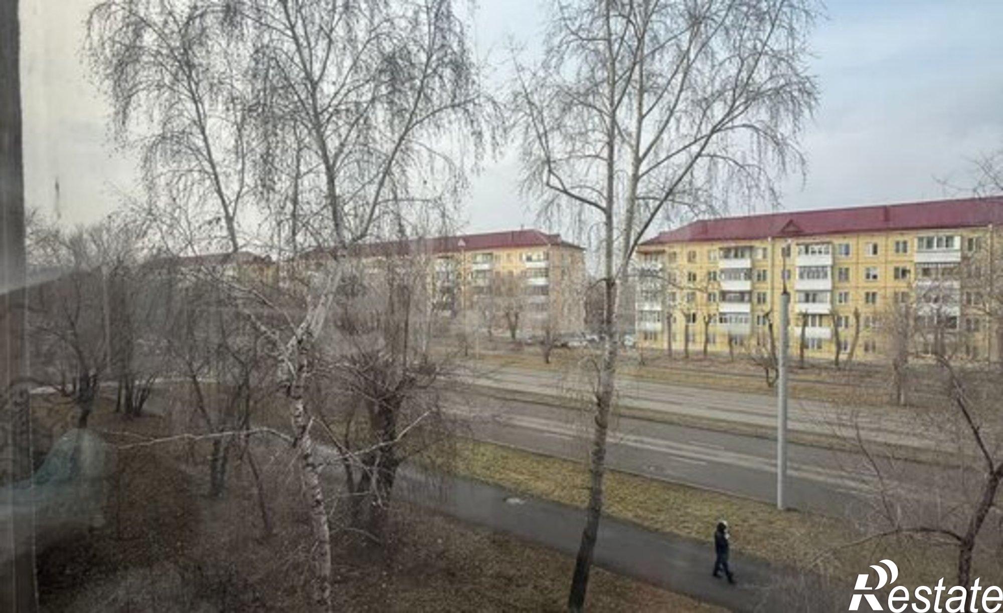 Купить квартиру за 2 600 000 рублей на проспект Конституции, 36