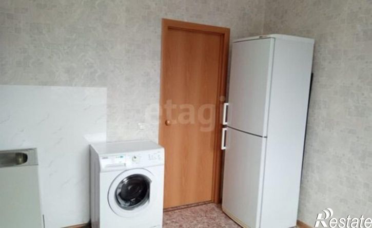 3-комн квартира улица Калинина, 105,  д. 105