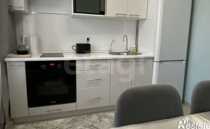 2-комн квартира жилой район Заозёрный, 7-й микрорайон, 23