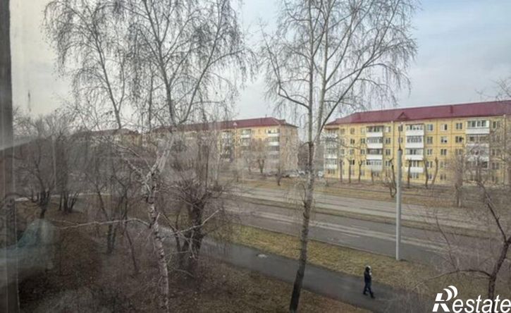 2-комн квартира проспект Конституции, 36,  д. 36