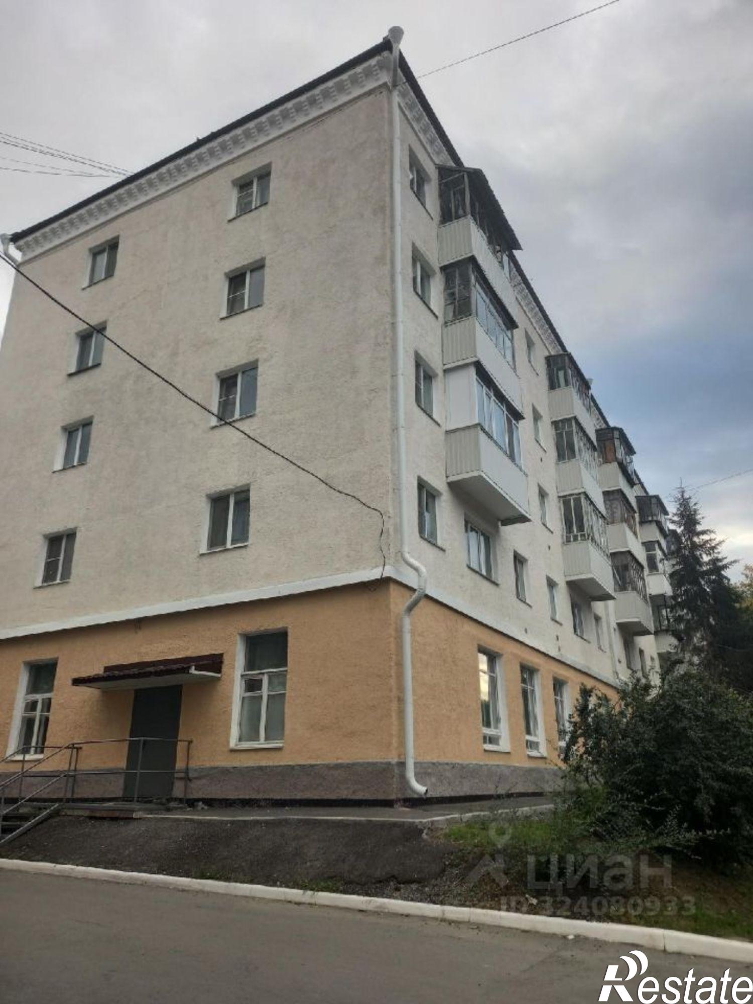 Сдать квартиру за 15 000 рублей на ул М.Горького, 34