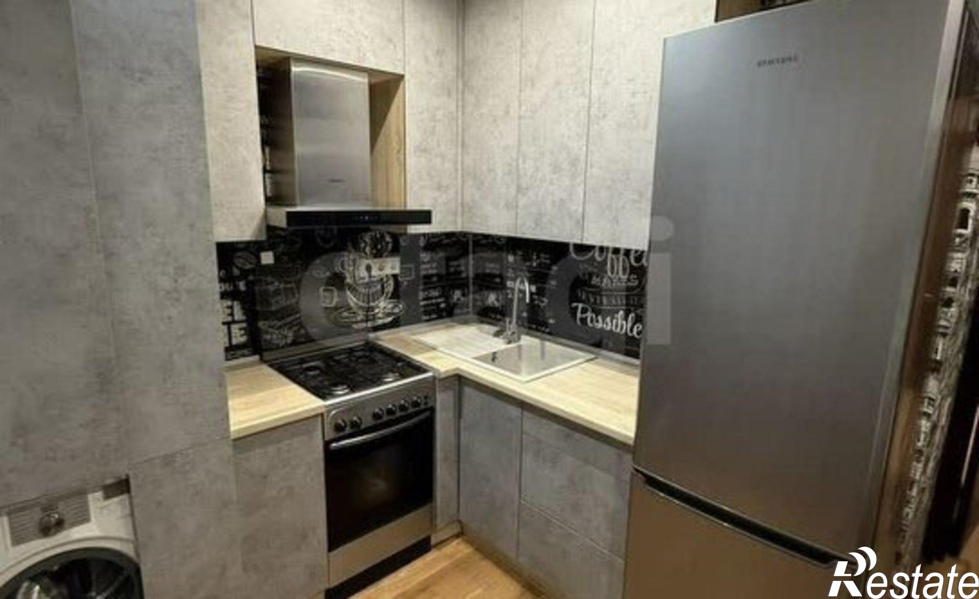 Купить квартиру за 3 830 000 рублей на Солнечный бульвар, 26