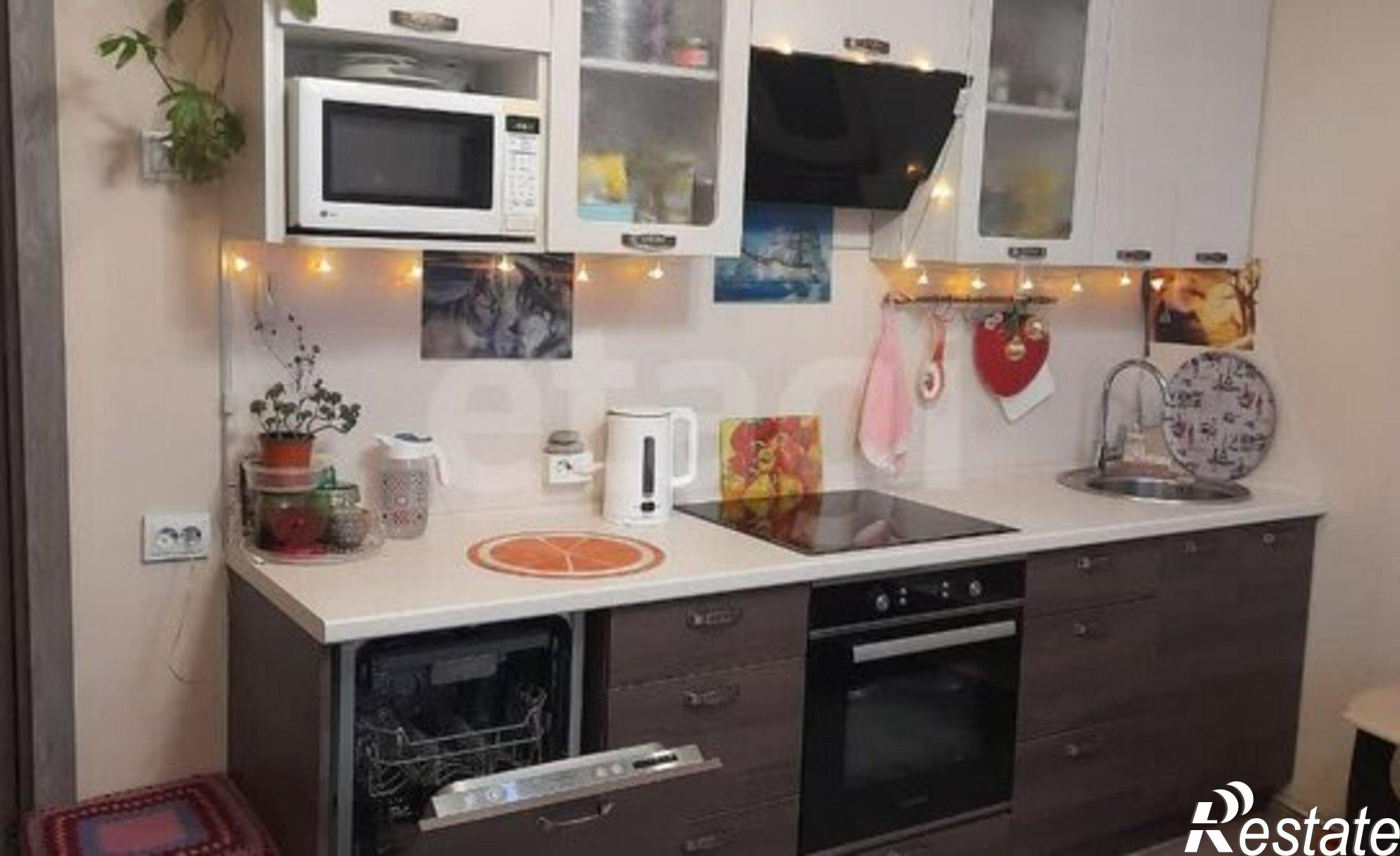 Купить квартиру за 5 250 000 рублей на жилой район Заозёрный, 11-й микрорайон, 4