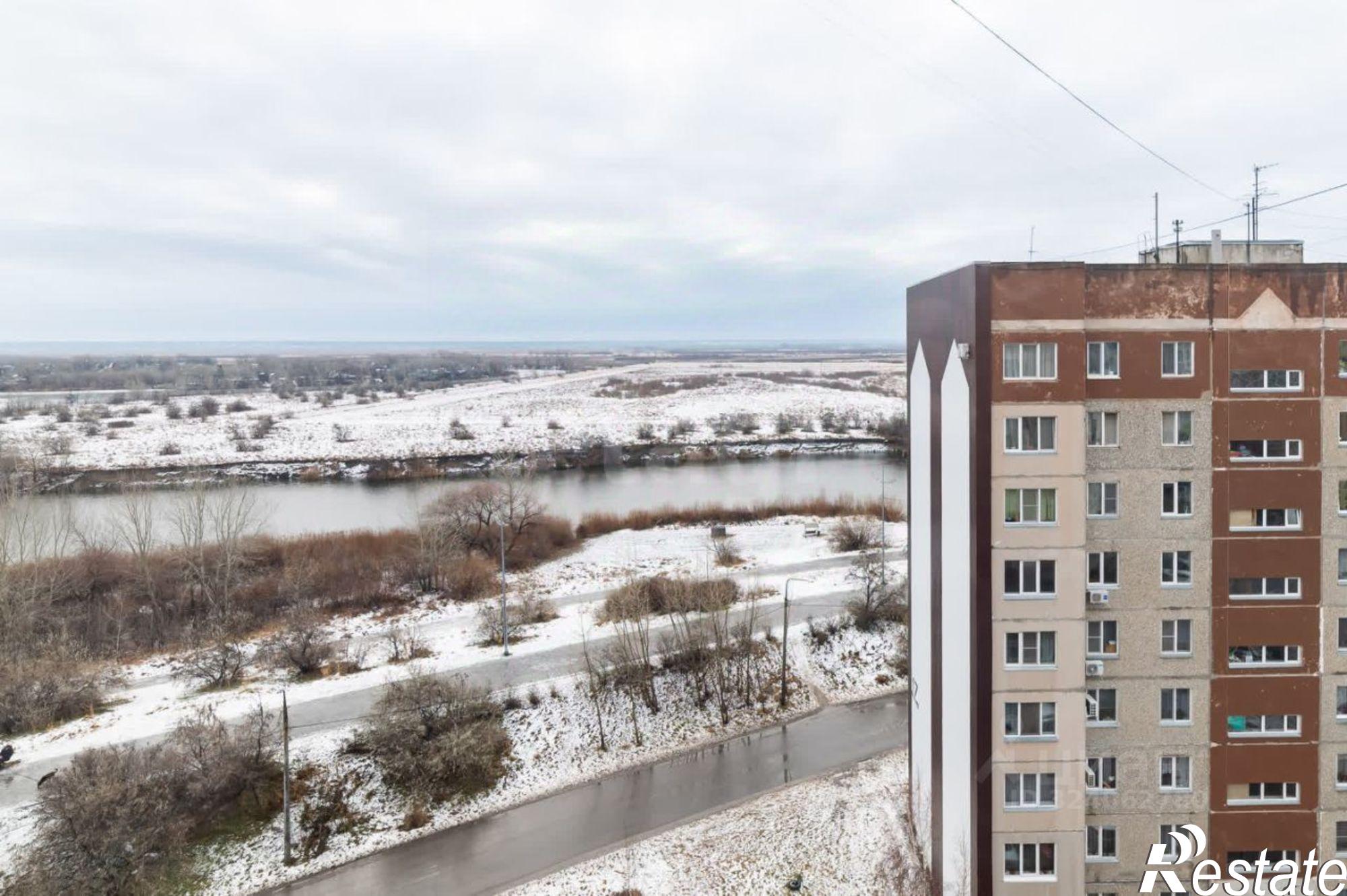 Купить квартиру за 8 000 000 рублей на Солнечный б-р, 14