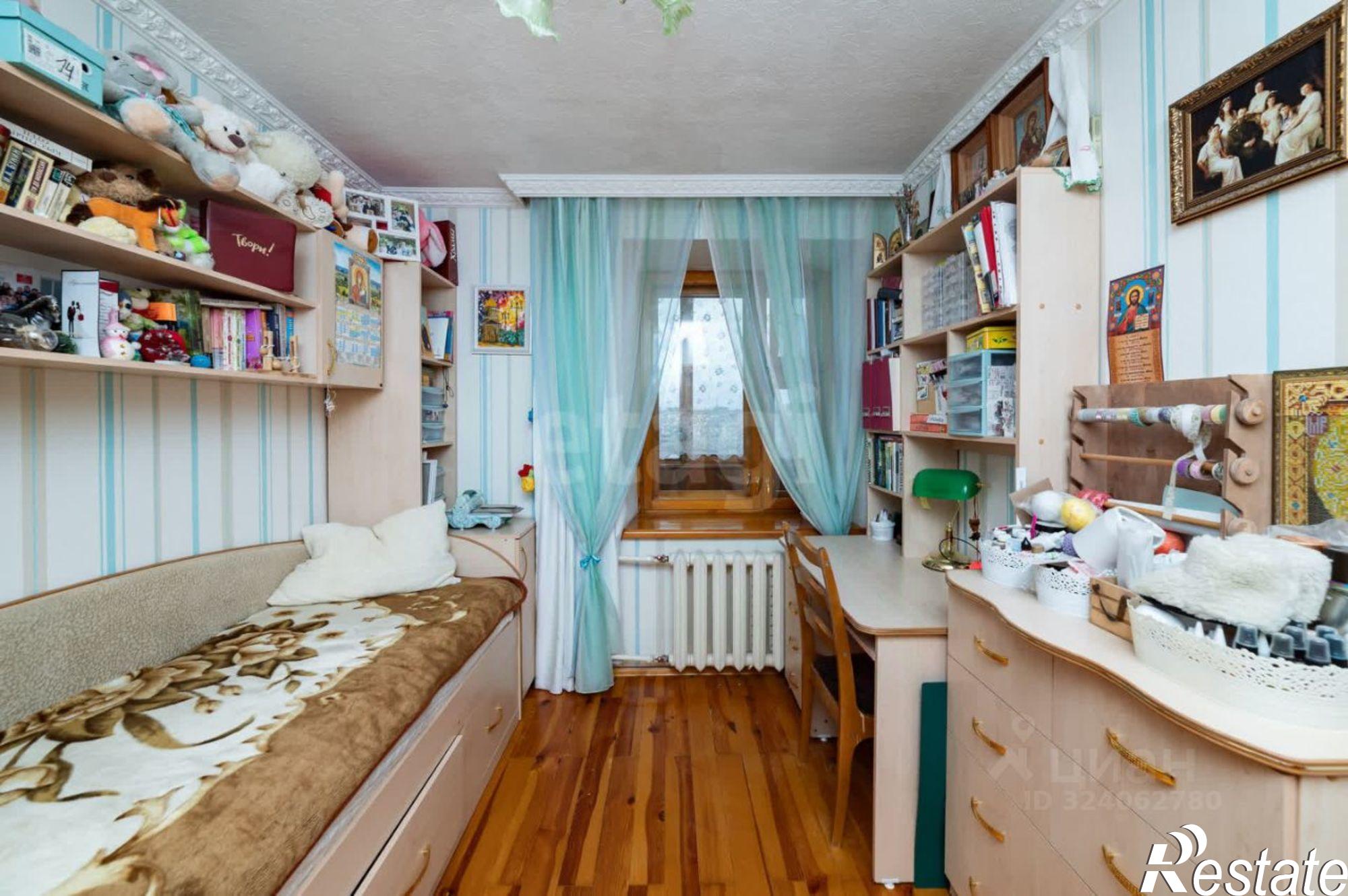 Купить квартиру за 8 000 000 рублей на Солнечный б-р, 14