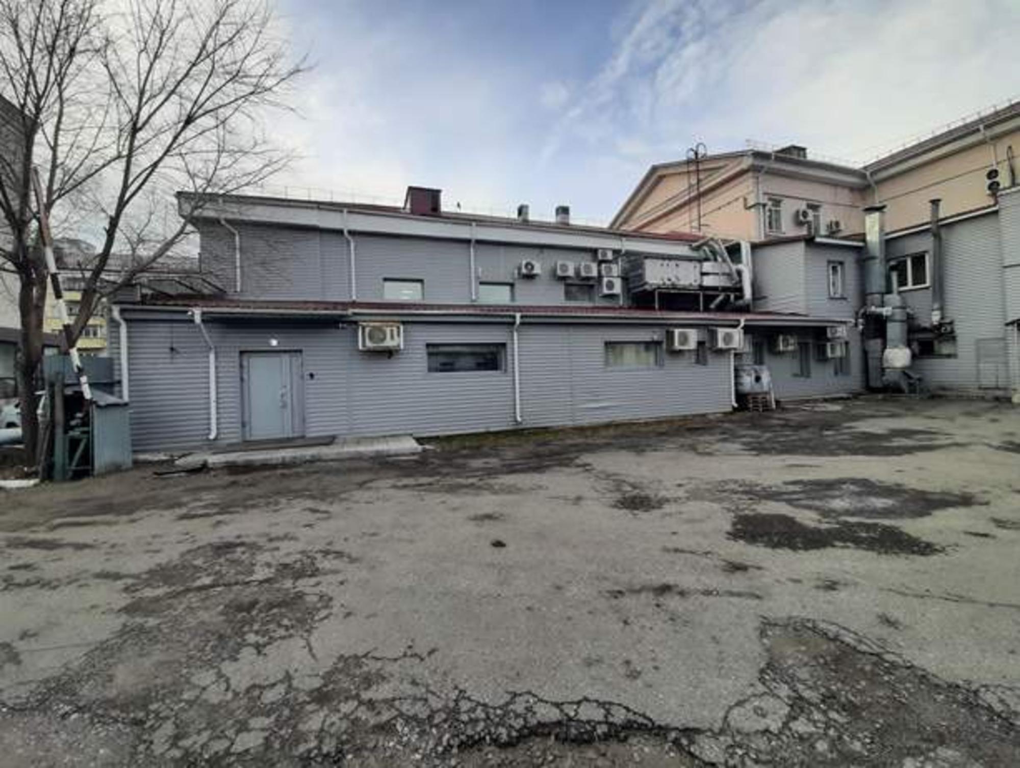 Купить офис, помещение под офис за 45 140 300 рублей на Коли Мяготина улица, д.100