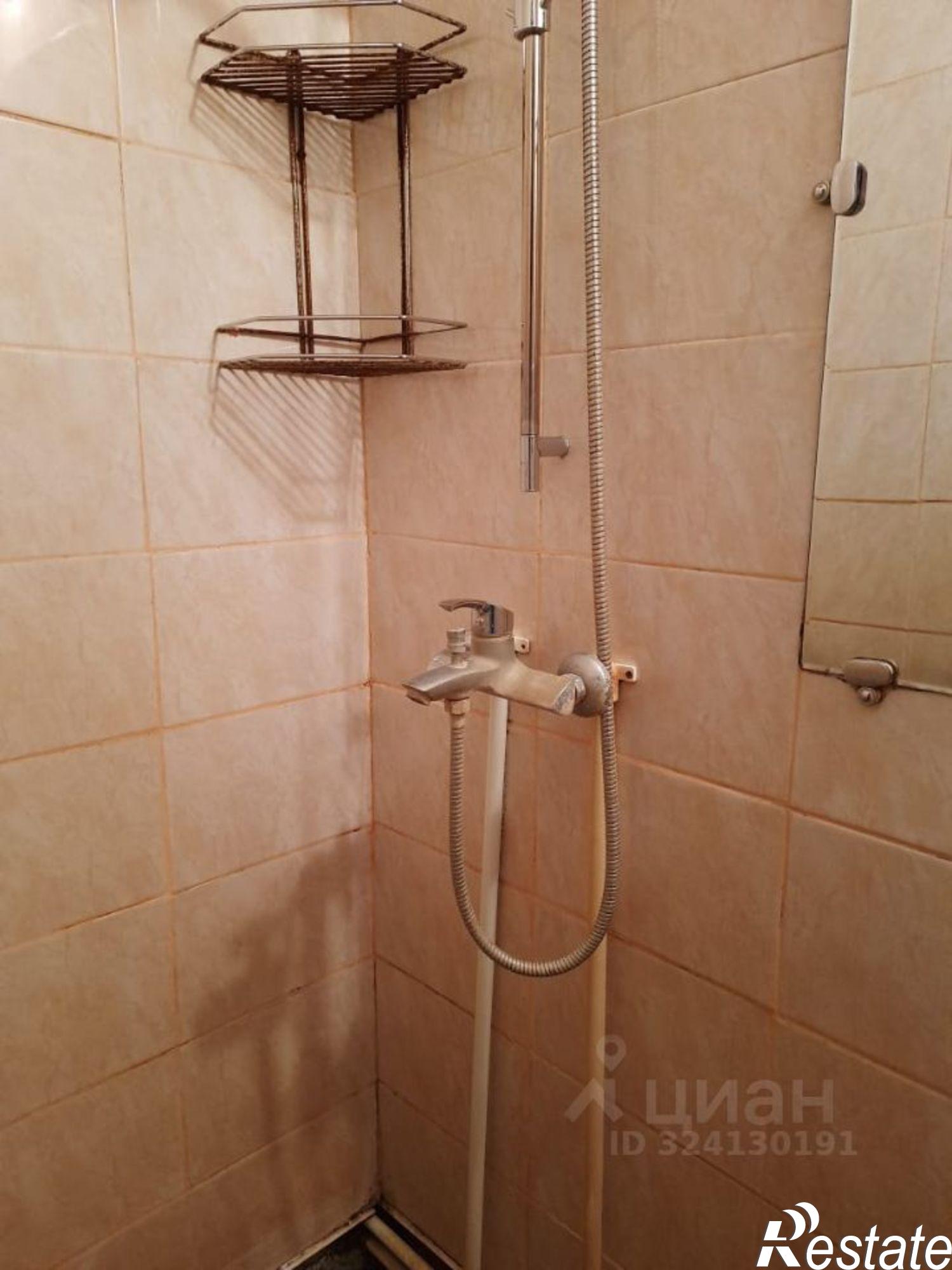 Сдать комнату за 6 500 рублей на улица Радионова, 20