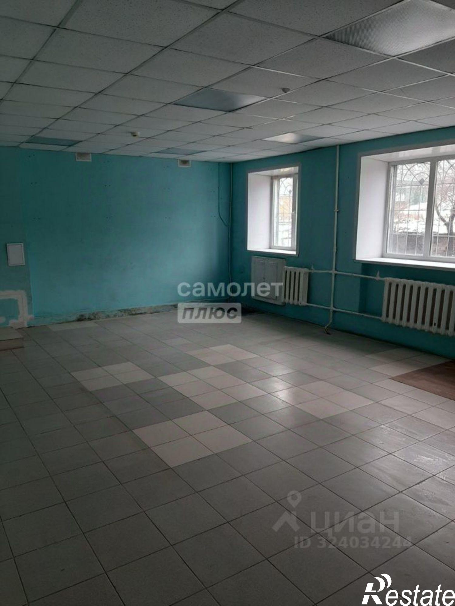 Купить торговое помещение за 5 968 030 рублей на Станционная улица, 35