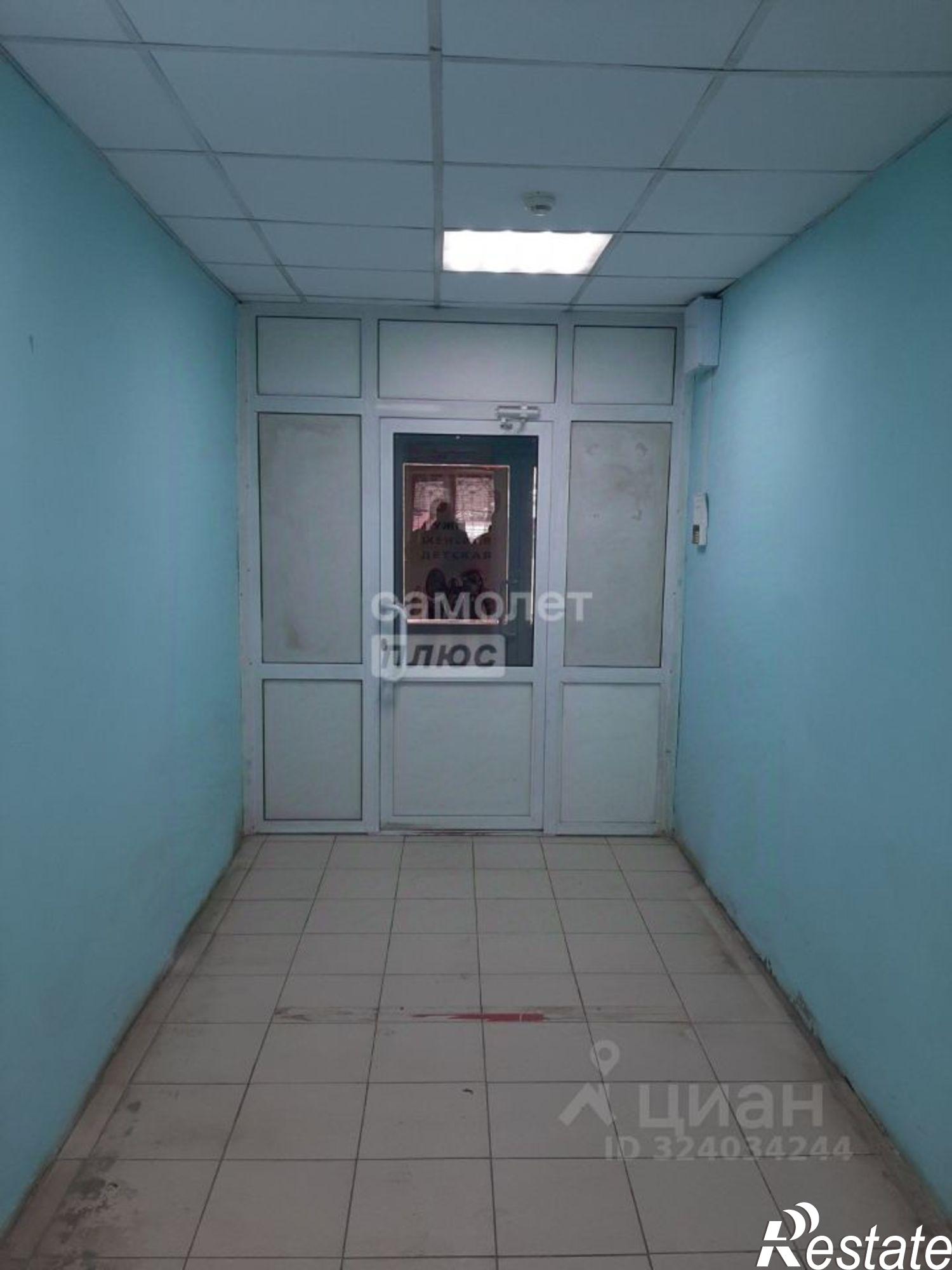 Купить торговое помещение за 5 968 030 рублей на Станционная улица, 35