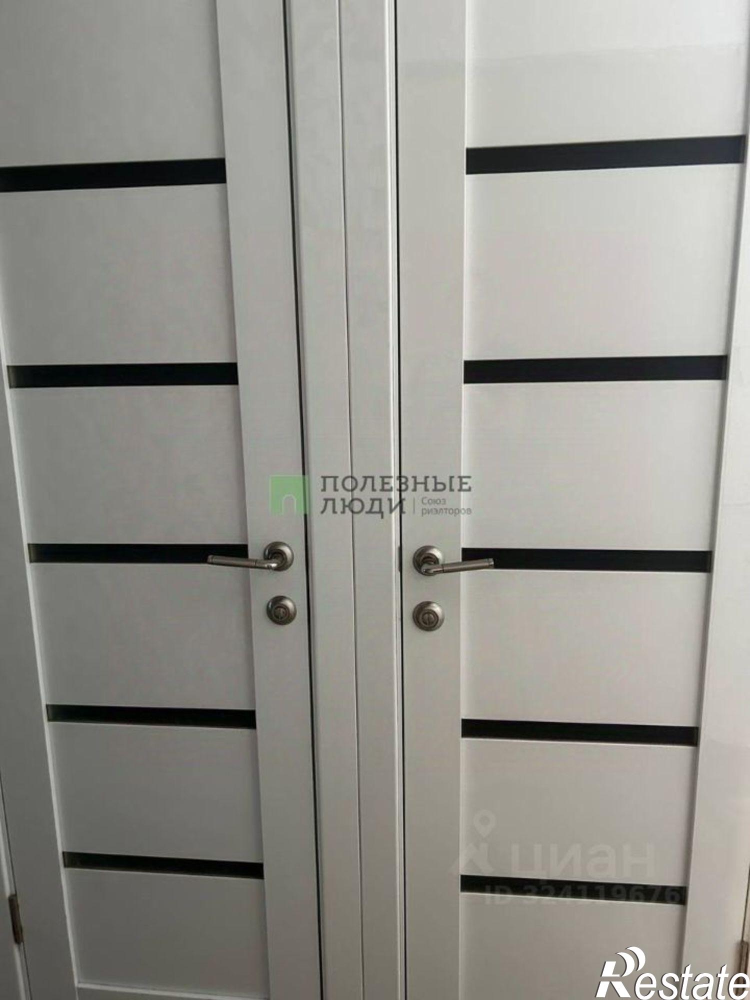 Купить квартиру за 3 300 000 рублей на пр-кт Конституции, 42