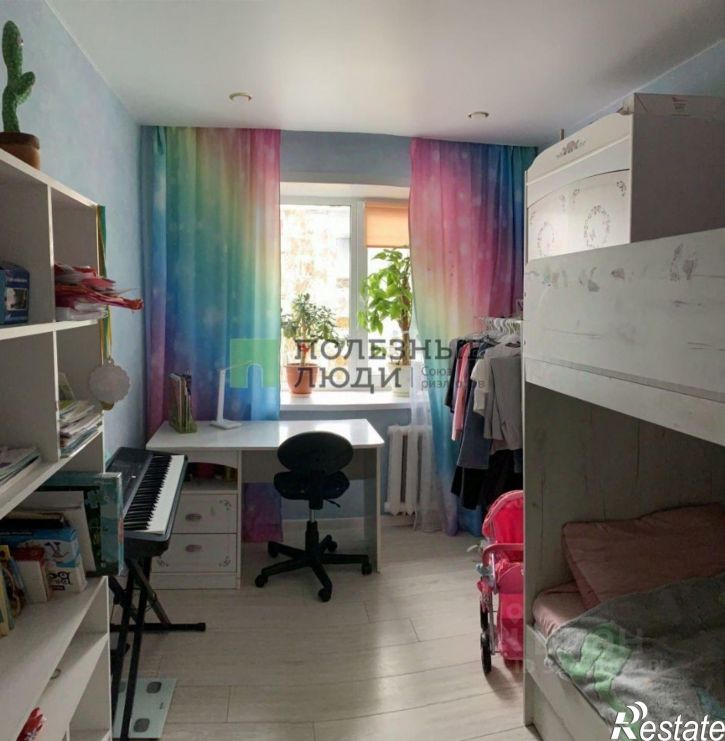 3-комн квартира ул Югова, 2,  д. 2