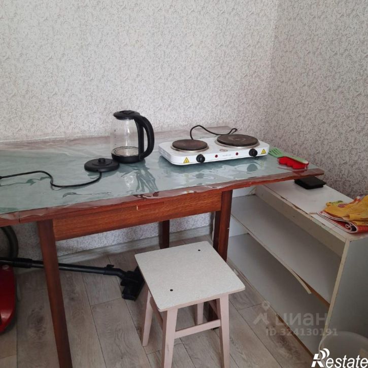 Комната улица Радионова, 20,  д. 20