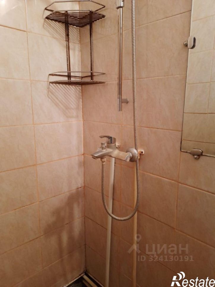 Комната улица Радионова, 20,  д. 20