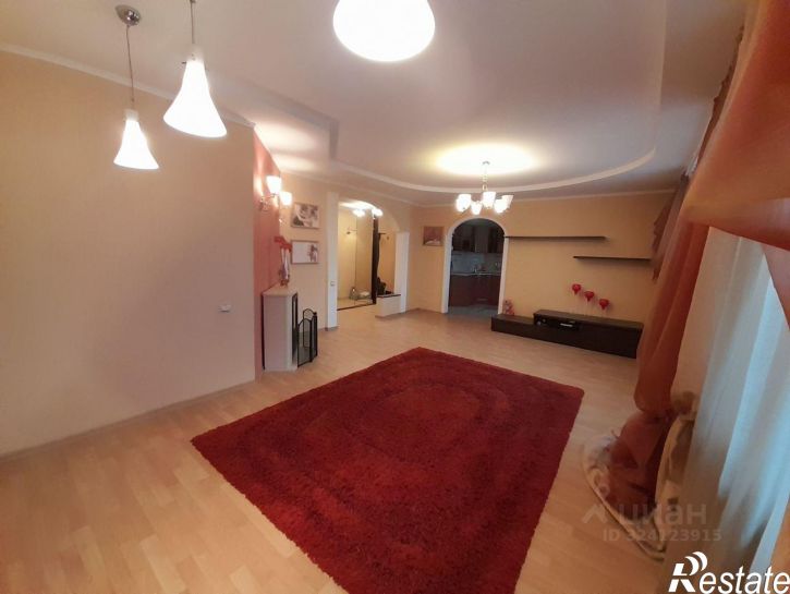 3-комн квартира улица Томина, 78,  д. 78