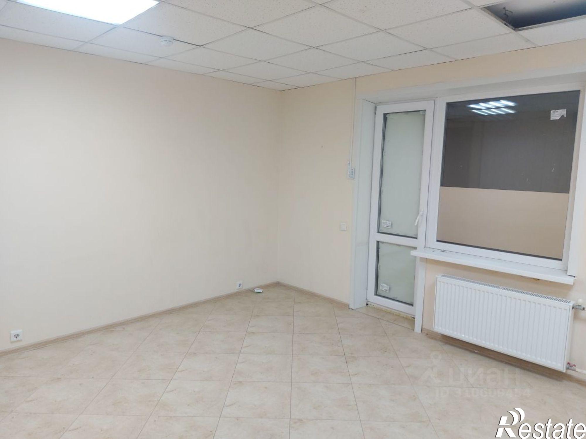 Купить торговое помещение за 7 500 000 рублей на жилой район Заозёрный, 2-й микрорайон, 4