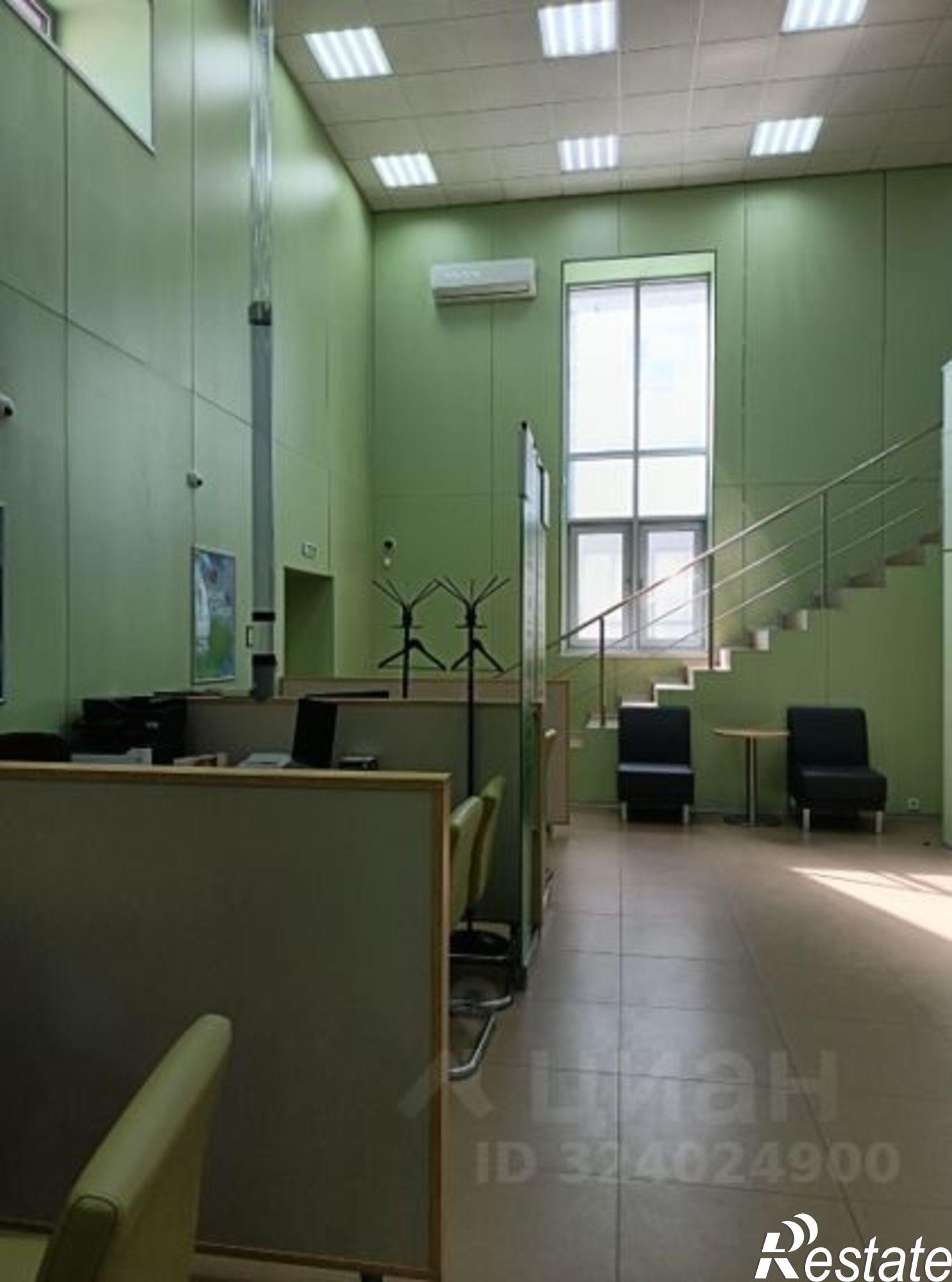 Купить офис, помещение под офис за 45 130 300 рублей на ул Коли Мяготина, 117