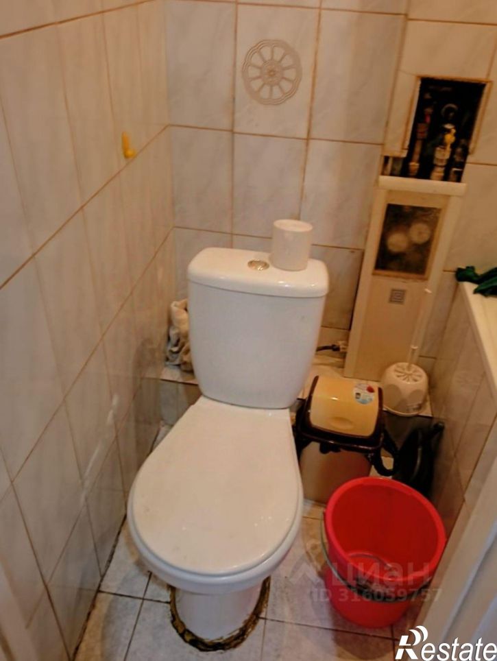 2-комн квартира проспект Конституции, 65,  д. 65