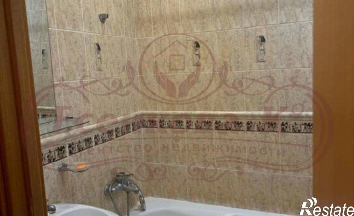 3-комн квартира жилой район Заозёрный, 2-й микрорайон, 25