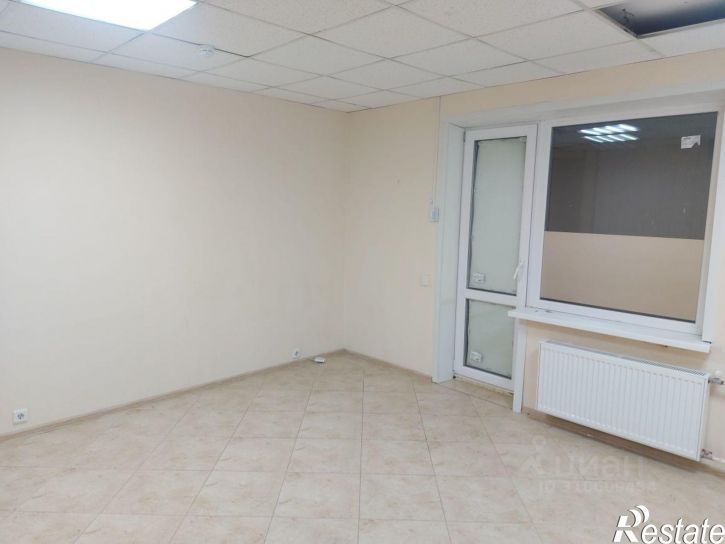 Торговое помещение жилой район Заозёрный, 2-й микрорайон, 4