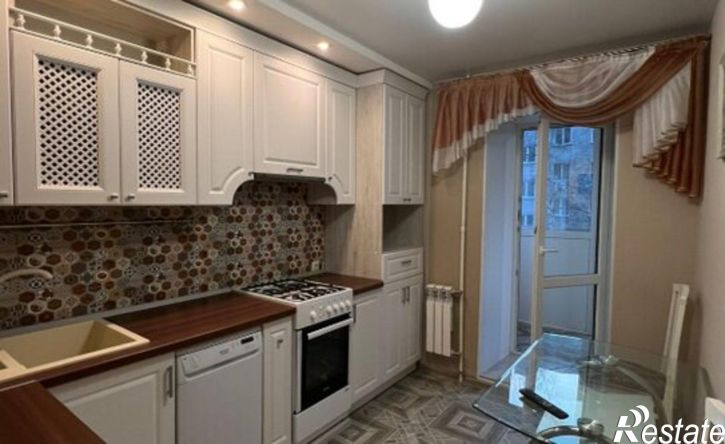 3-комн квартира улица Красина, 75А,  д. 75А