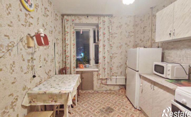 2-комн квартира жилой район Заозёрный, 5-й микрорайон, 1