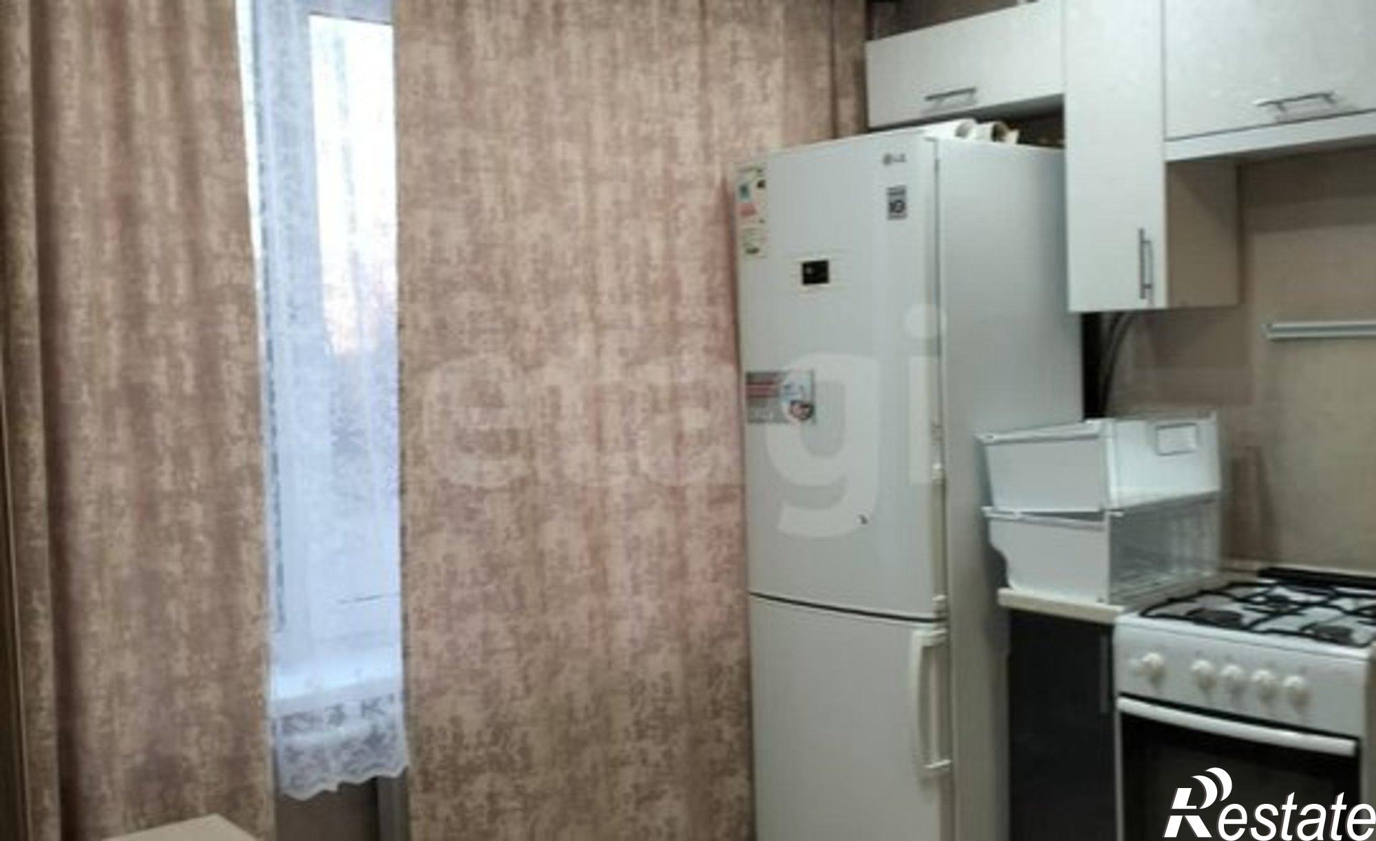 Купить квартиру за 3 750 000 рублей на Солнечный б-р, 15 4