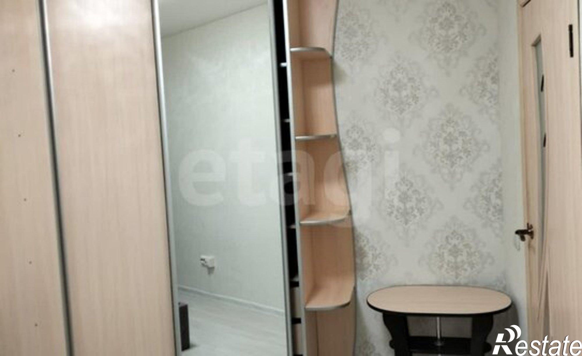 Купить квартиру за 3 750 000 рублей на Солнечный б-р, 15 4