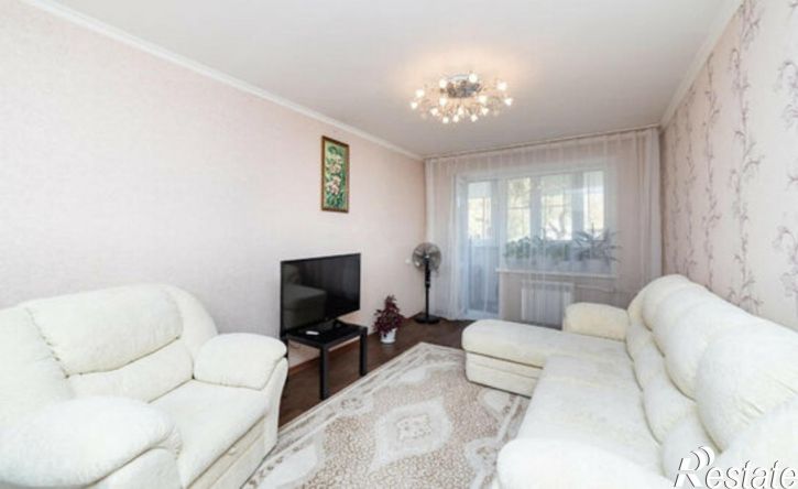 3-комн квартира жилой район Заозёрный, 4-й микрорайон, 10