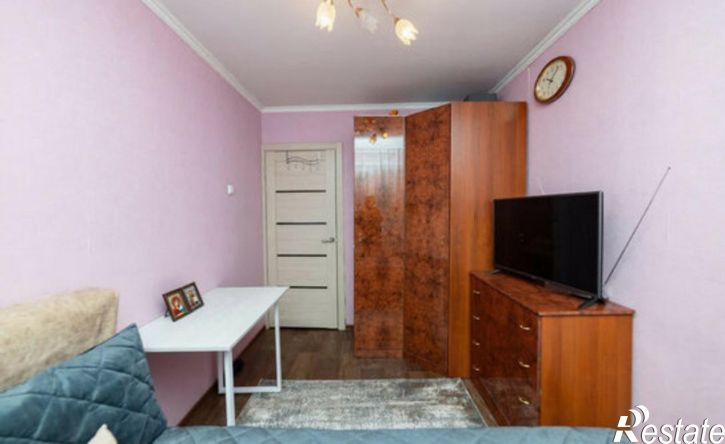 3-комн квартира жилой район Заозёрный, 4-й микрорайон, 10