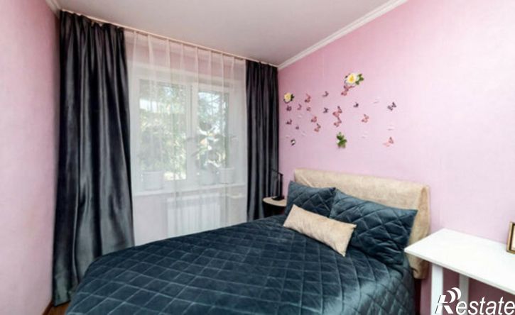 3-комн квартира жилой район Заозёрный, 4-й микрорайон, 10