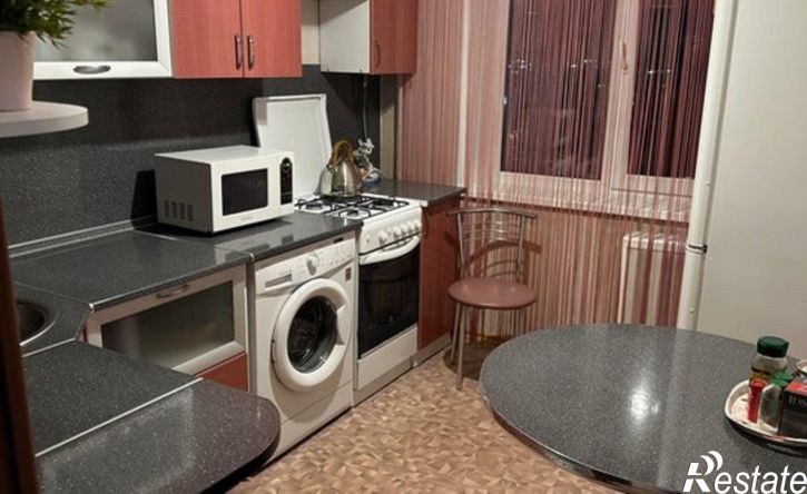 3-комн квартира ул Яблочкина, 6,  д. 6