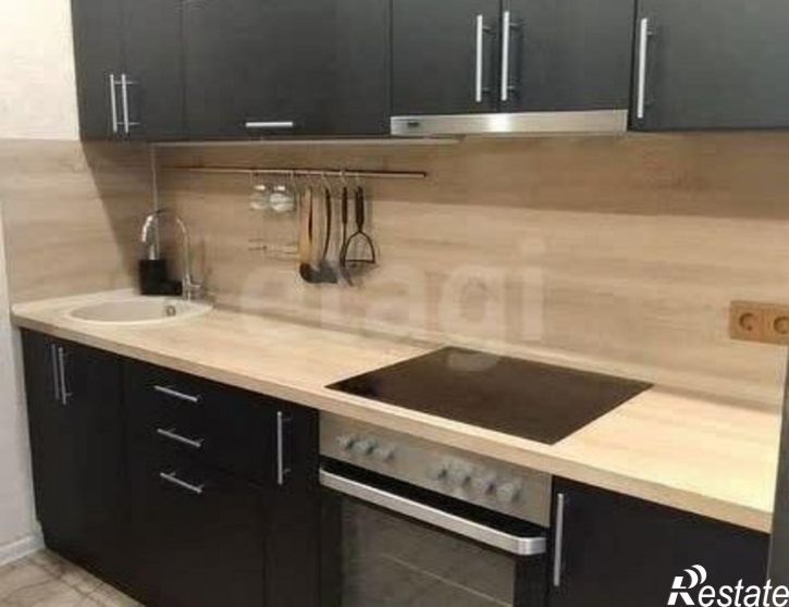 3-комн квартира жилой район Заозёрный, 5-й микрорайон, 16к3