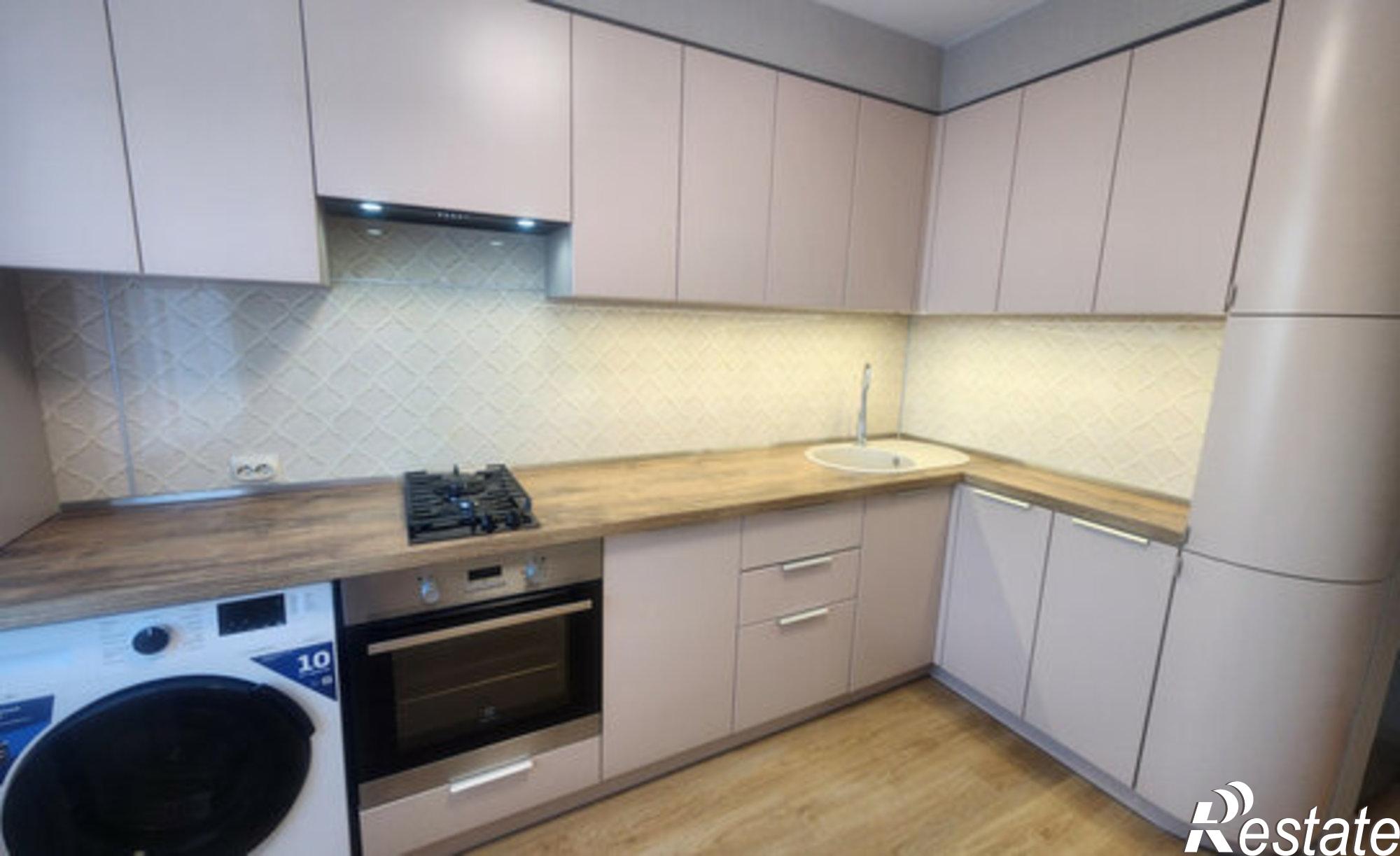 Купить квартиру за 8 000 000 рублей на улица Криволапова, 10