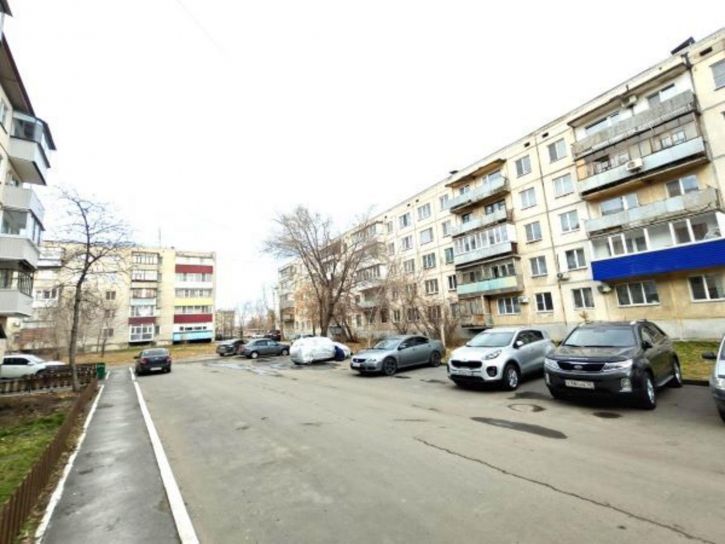 3-комн квартира К.Маркса улица, 145