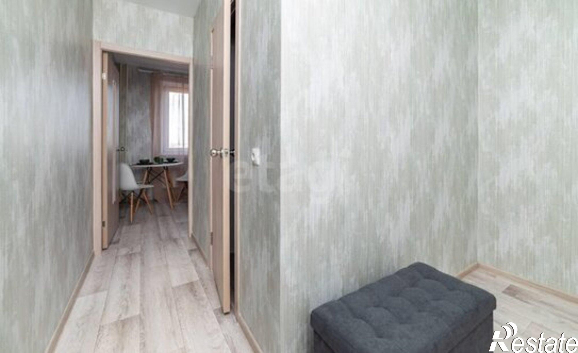 Купить квартиру за 3 300 000 рублей на 8-й микрорайон, 5