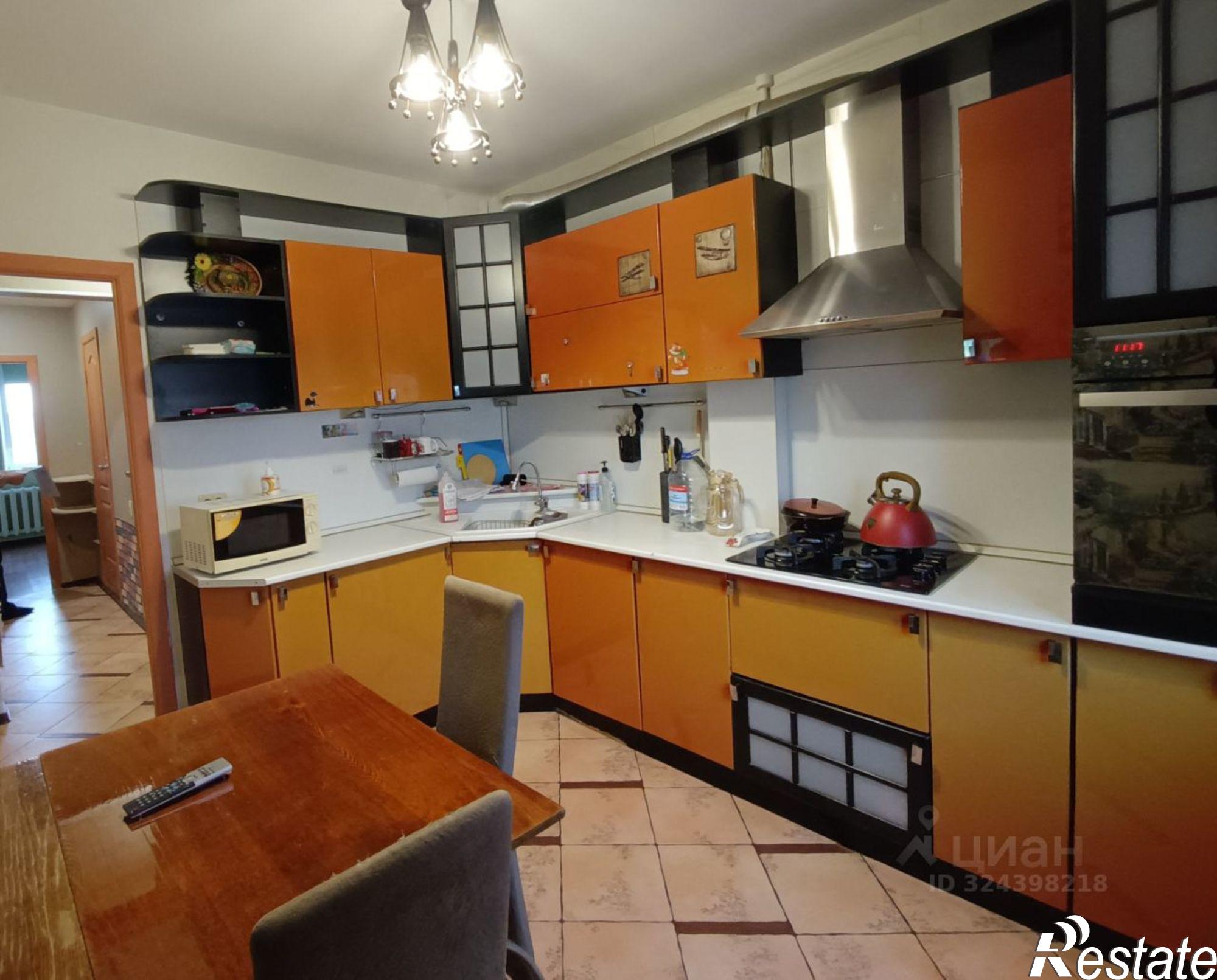 Купить квартиру за 6 600 000 рублей на Солнечный б-р, 11