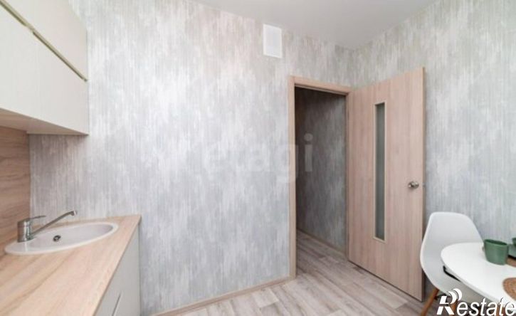 1-комн квартира 8-й микрорайон, 5,  д. 5