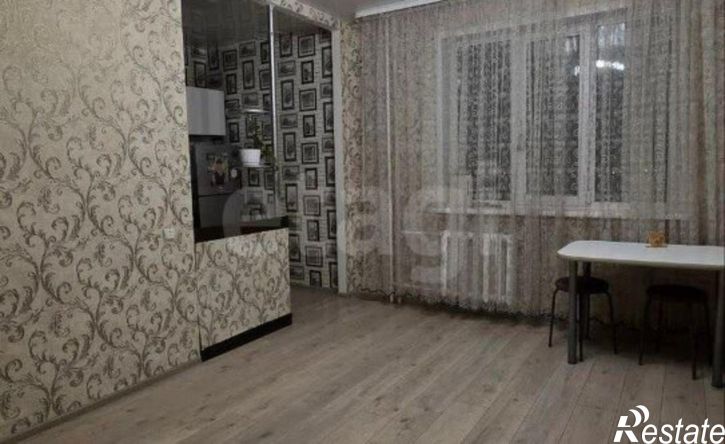 3-комн квартира жилой район Заозёрный, 1-й микрорайон, 35к1