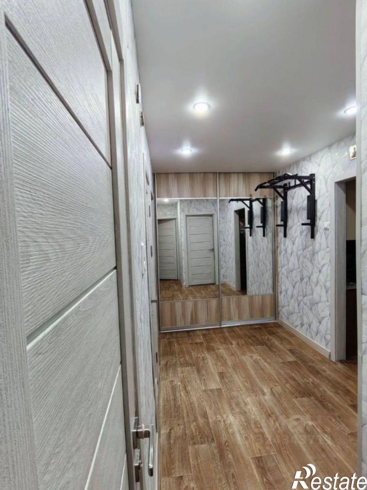 2-комн квартира жилой район Заозёрный, 2-й микрорайон, 21