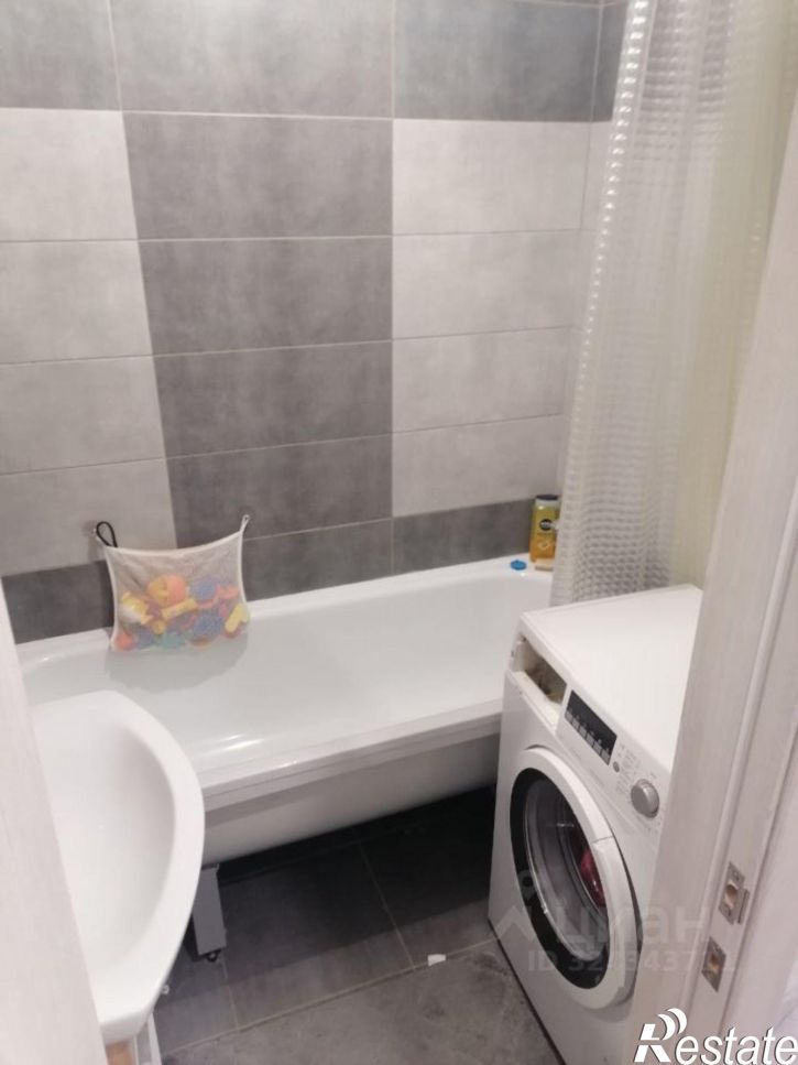 2-комн квартира жилой район Заозёрный, 2-й микрорайон, 21